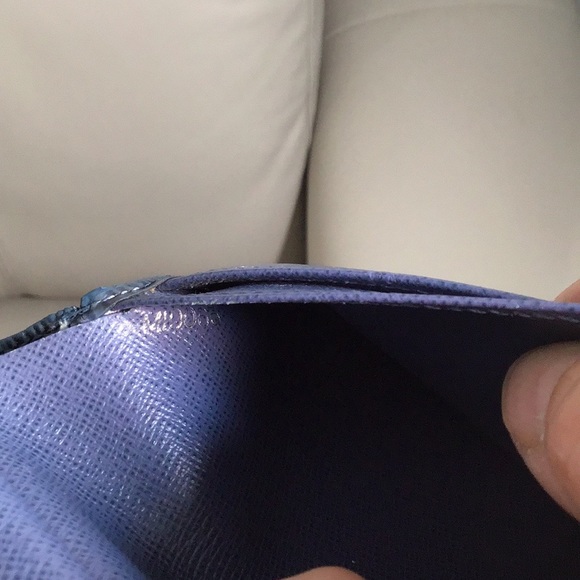 LOUIE VUITTON Vintage Epi Kisslock Compact Wallet Blue Good Condition - Picture 16 of 16